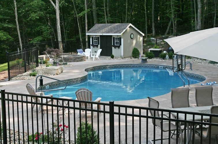 Custom pool installed by Majestic Pools